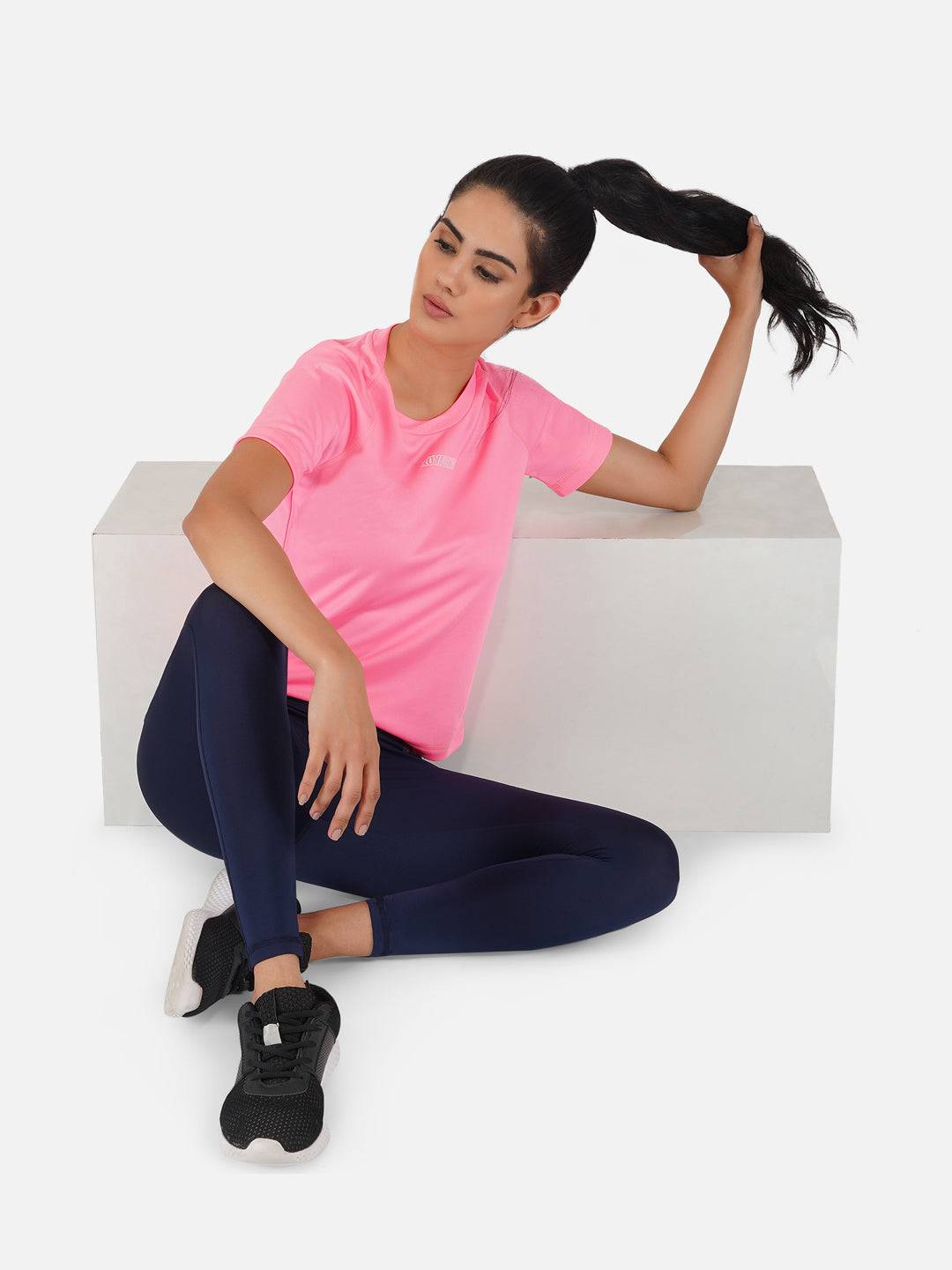 Fluorescent Pink Raglan T-Shirt RWW2061 Raglan T-Shirt - royaleway.com